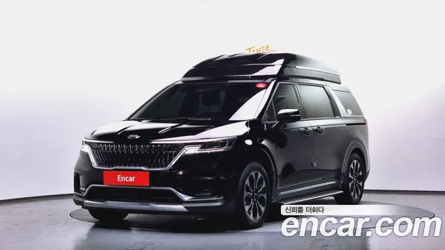 Kia Carnival 9-Seater Signature