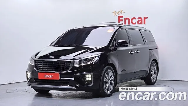 Kia Carnival 9-Seater Prstige