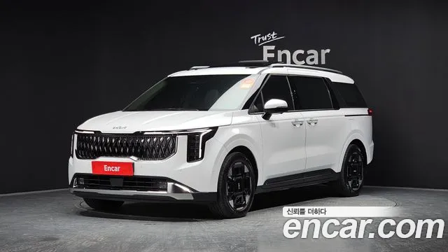 Kia Carnival Gasoline 9-Seater Noblesse