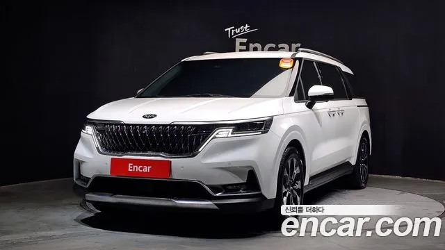 Kia Carnival 9-Seater Signature