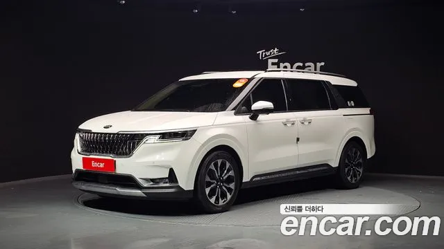 Kia Carnival 9-Seater Signature