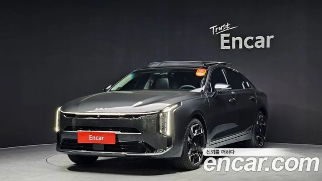 Kia K8 Signature