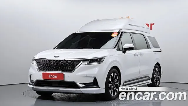 Kia Carnival Signature