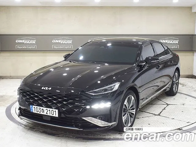 Kia K8 Signature
