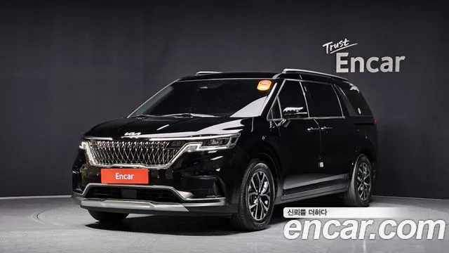 Kia Carnival Gasoline 9-Seater Noblesse