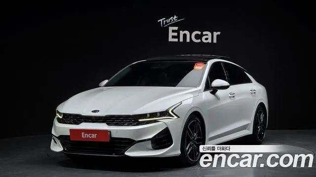 Kia K5 Signature