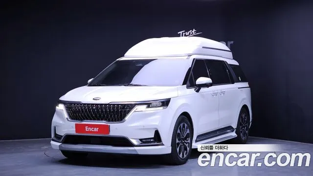 Kia Carnival Signature