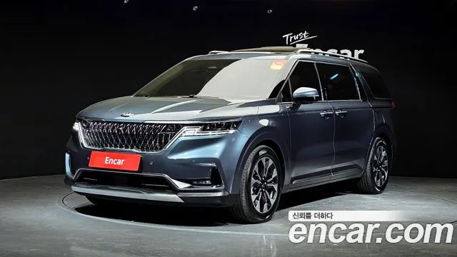 Kia Carnival 9-Seater Signature