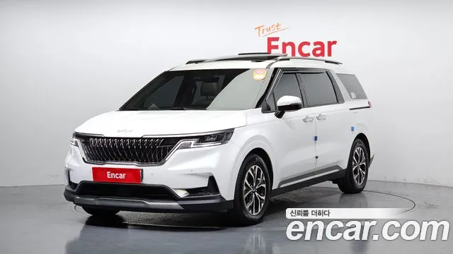 Kia Carnival 9-Seater Noblesse