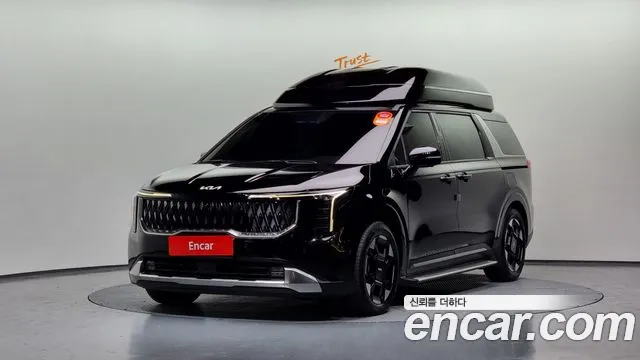 Kia Carnival Signature