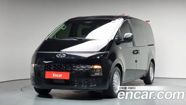 Hyundai Staria Smart