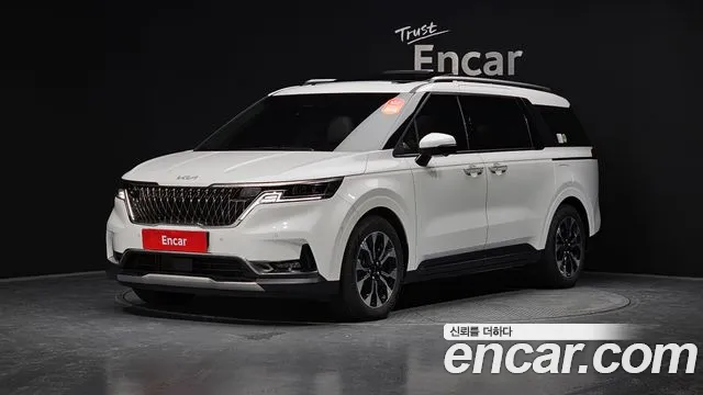 Kia Carnival Gasoline 9-Seater Signature