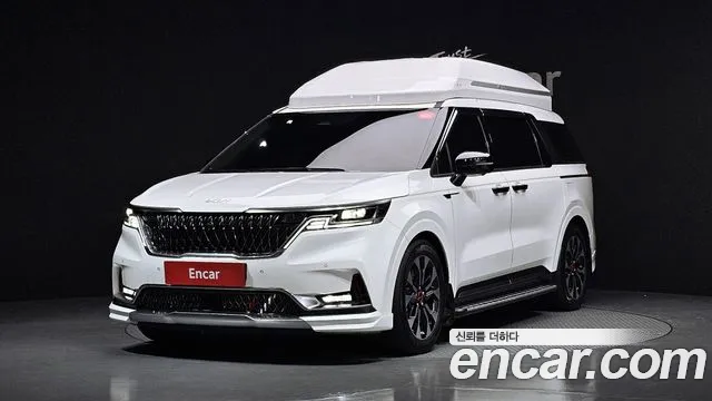 Kia Carnival 9-Seater Noblesse