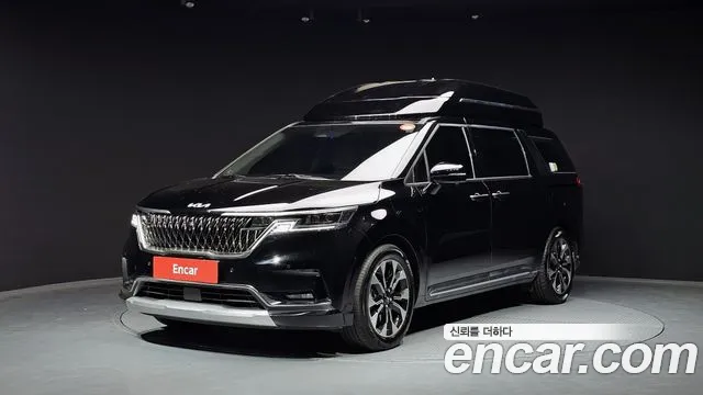 Kia Carnival Signature