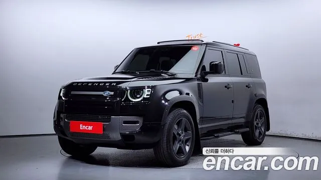 Land Rover Defender 110 P300 X-Dynamic SE