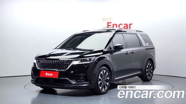 Kia Carnival 7-Seater Signature