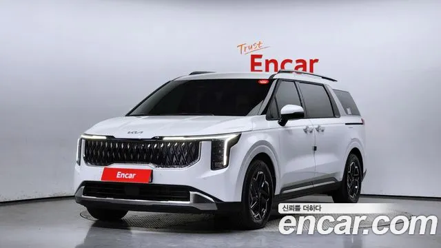Kia Carnival 9-Seater Noblesse
