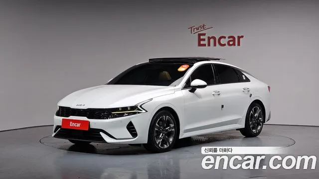 Kia K5 Signature