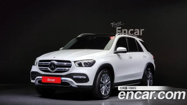 Mercedes-Benz GLE-Class GLE300d 4MATIC