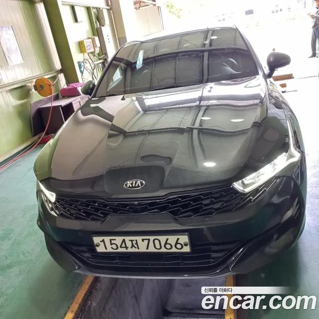 Kia K5 Signature