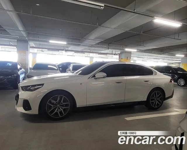 BMW 5-Series 523d M Sport