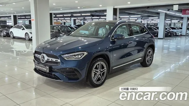 Mercedes-Benz GLA-Class GLA250 4MATIC