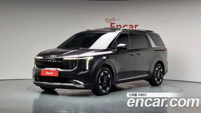 Kia Carnival HEV 9seater Signature
