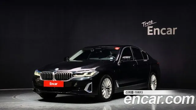 BMW 5-Series 530e Luxury