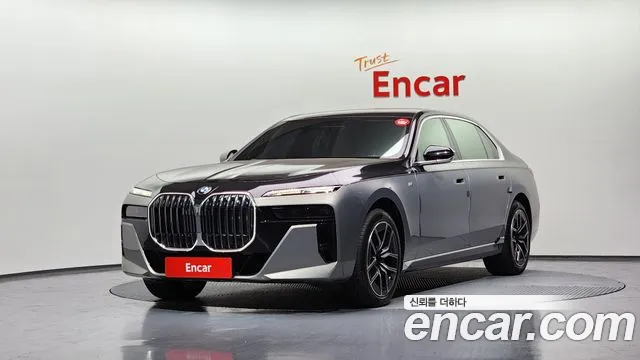 BMW 7-Series 740i sDrive M Sport