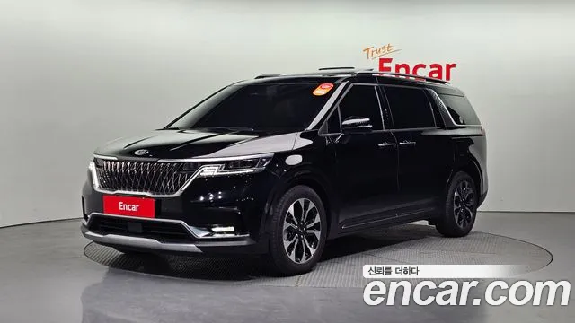 Kia Carnival Gasoline 7-Seater Signature