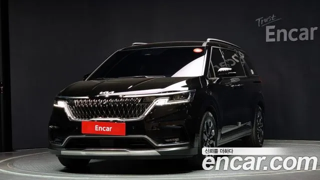 Kia Carnival 9-Seater Signature
