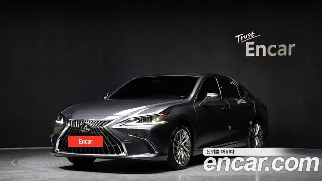 Lexus ES Luxury Plus
