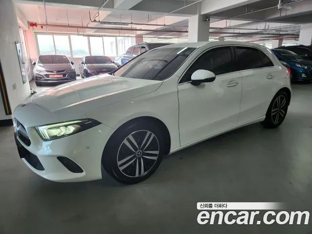Mercedes-Benz A-Class A220 Hatchback