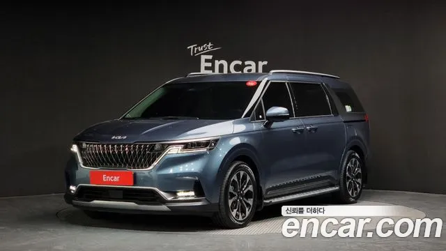 Kia Carnival Gasoline 9-Seater Signature