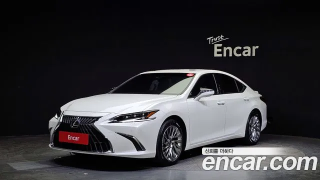Lexus ES Executive