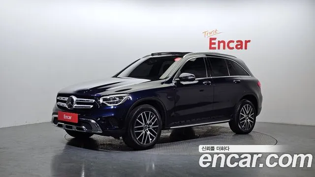 Mercedes-Benz GLC-Class GLC300e 4MATIC