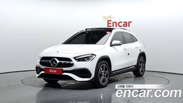 Mercedes-Benz GLA-Class GLA250 4MATIC