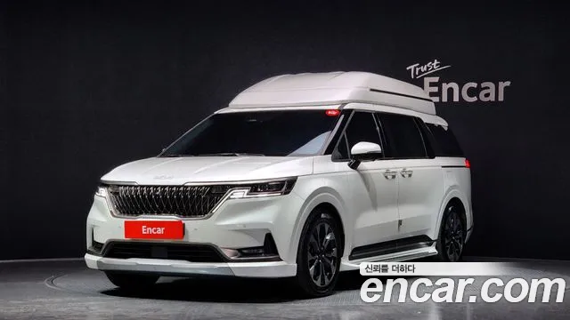 Kia Carnival Signature