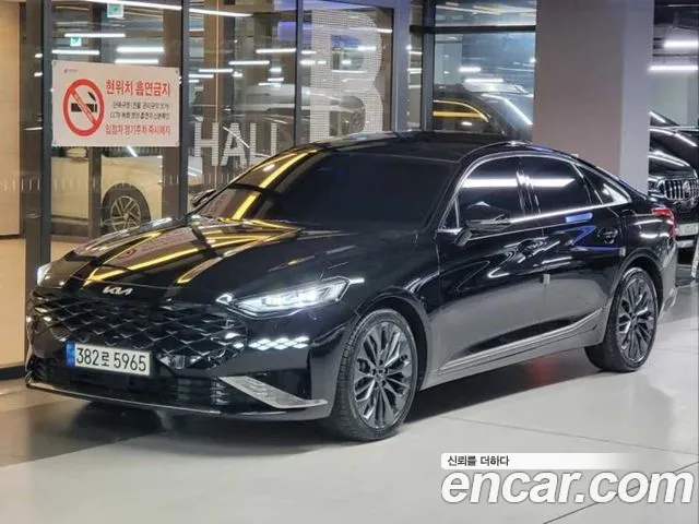 Kia K8 Signature