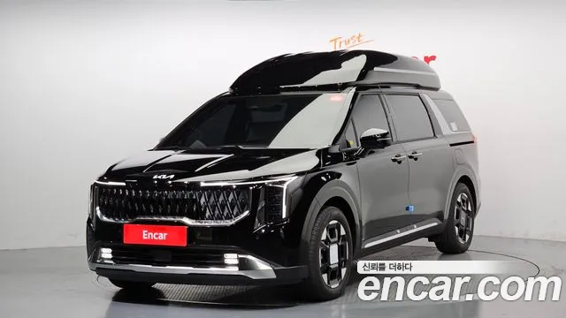Kia Carnival HEV 9-Seater Hi-Limousine (Special vehicle)