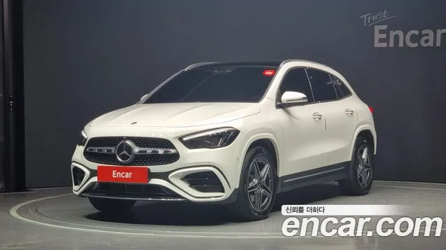 Mercedes-Benz GLA-Class GLA250 4MATIC