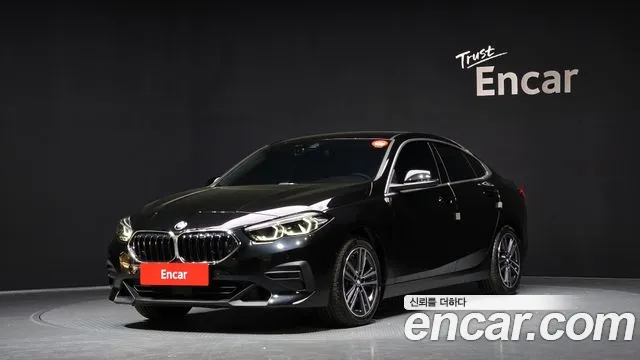 BMW 2-Series 220i Advantage