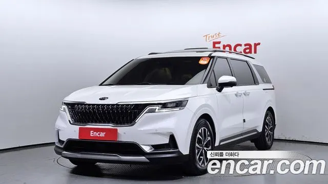 Kia Carnival 9-Seater Signature