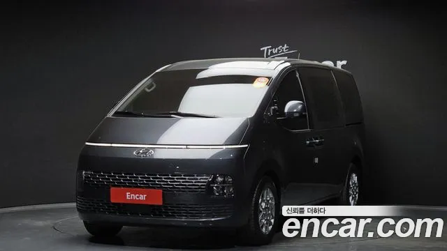 Hyundai Staria Modern
