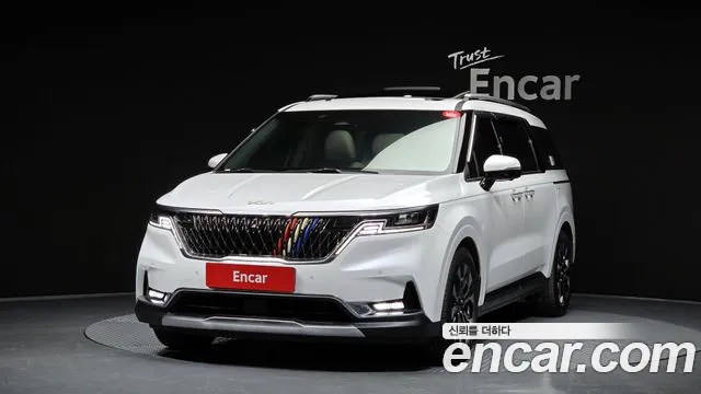 Kia Carnival 7-Seater Signature