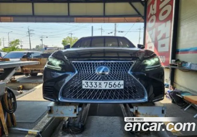 Lexus LS 3.5 Luxury AWD