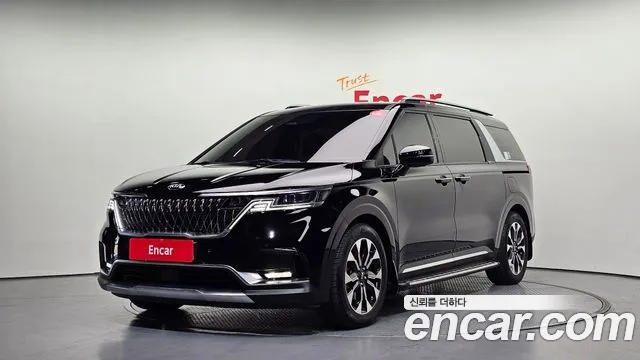 Kia Carnival 9-Seater Signature