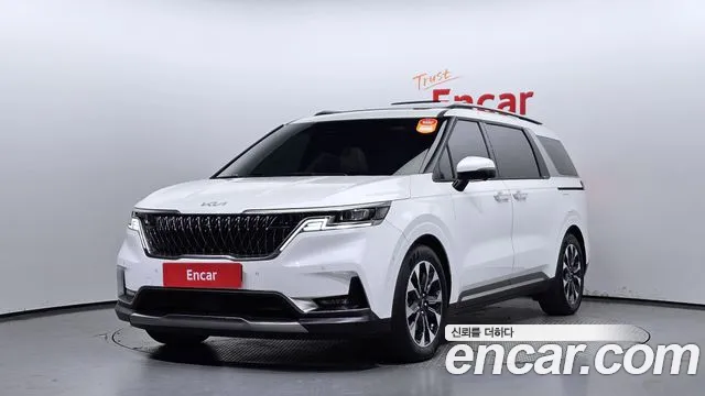 Kia Carnival 7-Seater Signature