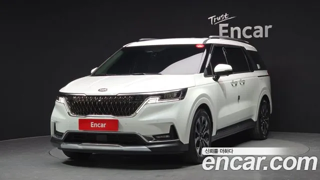Kia Carnival Gasoline 9-Seater Signature