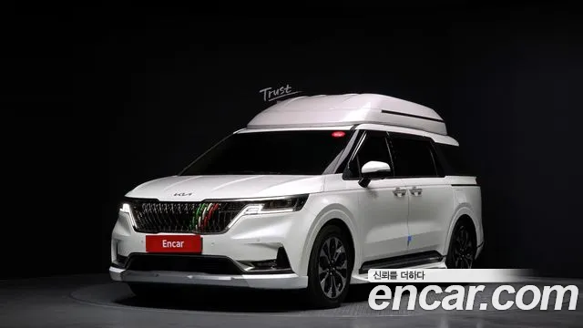 Kia Carnival Signature